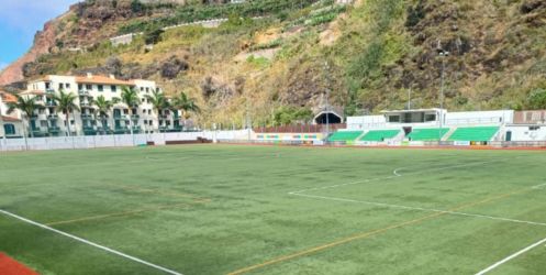 Grande demonstração ofensiva: Cd Ribeira Brava bate Grc Canicense por 6-0 (Seniores)