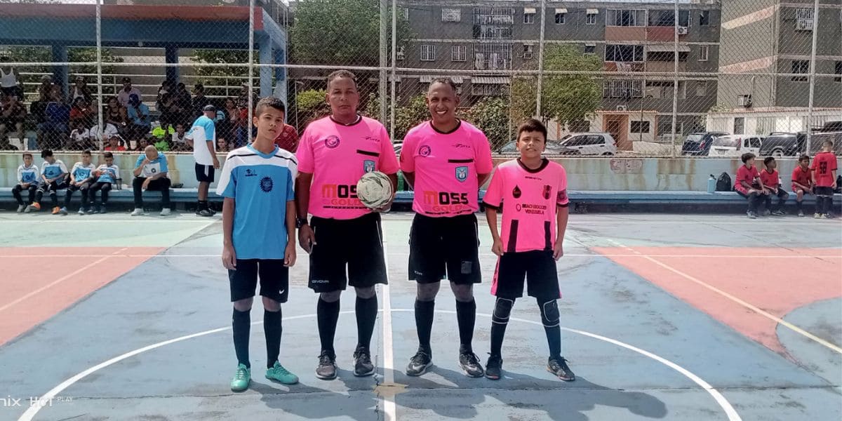 Neft Beach Soccer fue muy superior a Carayaca Sport Club y lo vence por 13-1 (Futsal Sub 12)